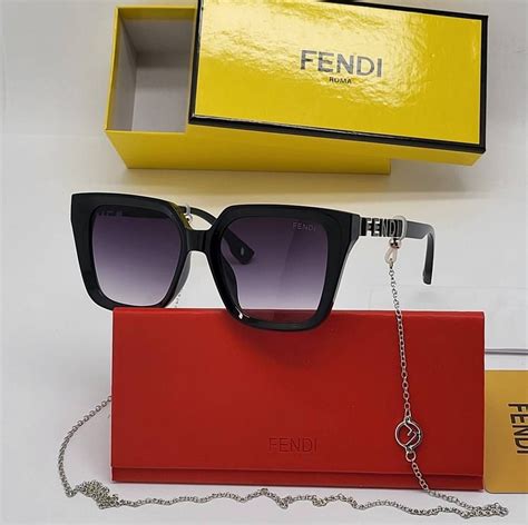 Солнцезащитные очки Fendi — купить  